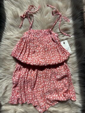 Junior Girls Size Medium Billabong Floral Romper